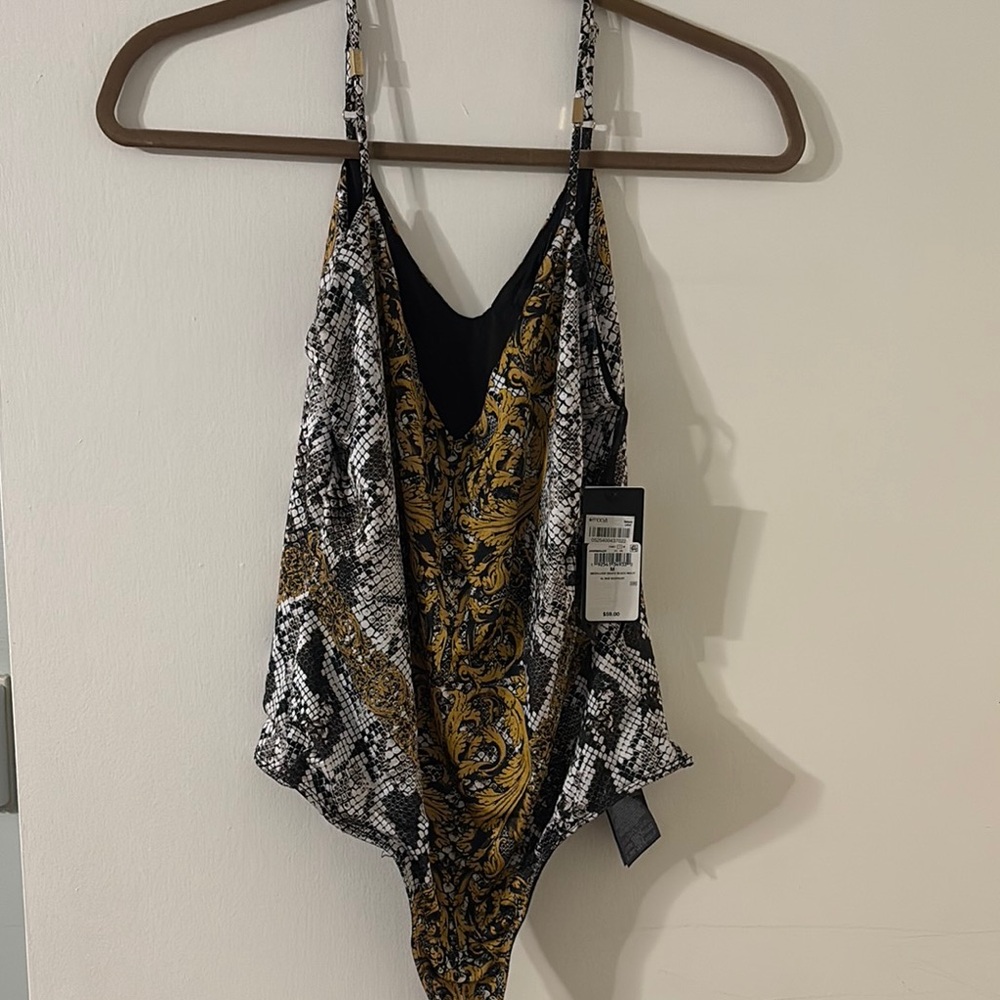 Stylish Snakeskin Print Swimsuit
